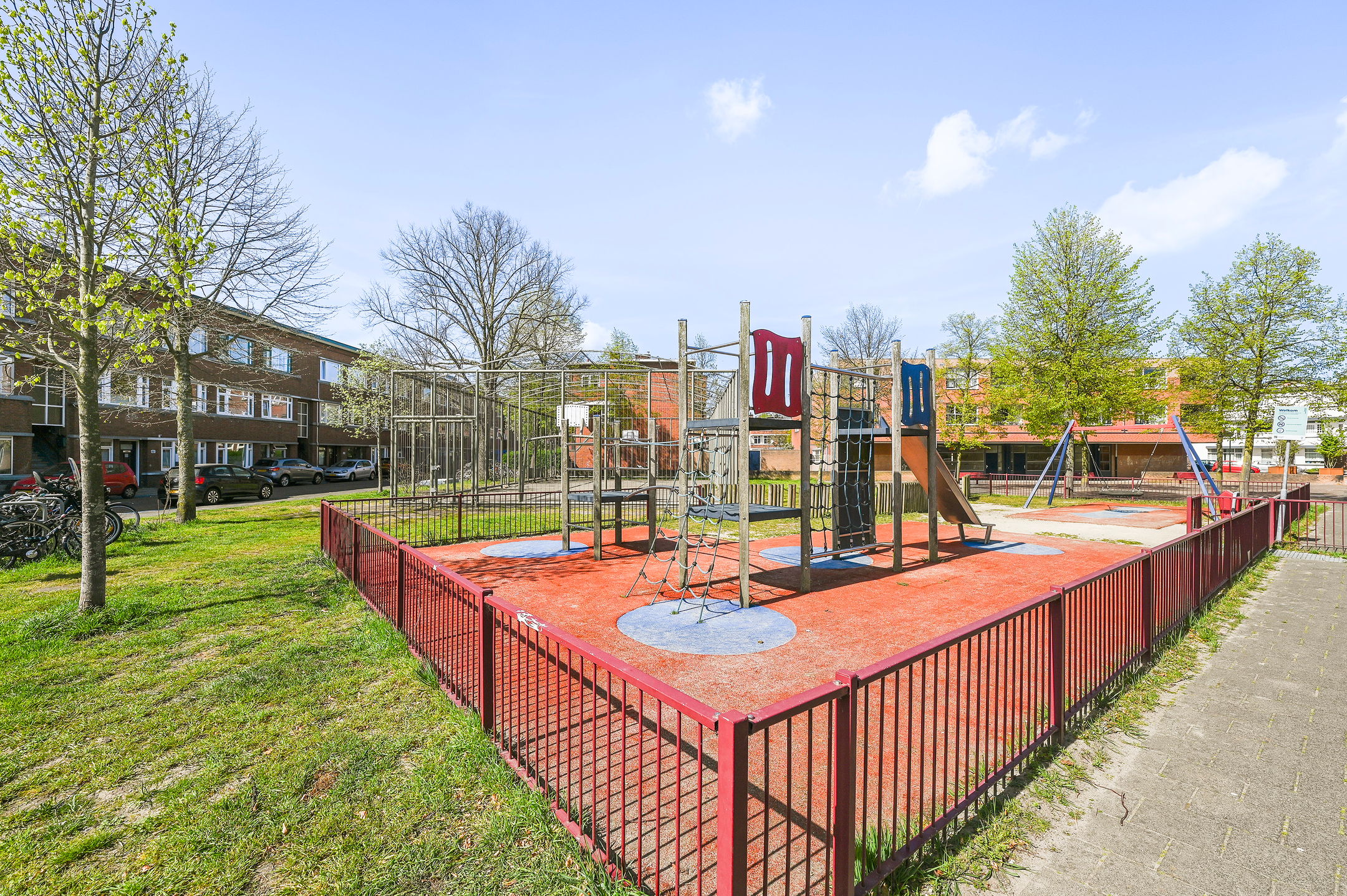 Foto 42 van van Gaesbekestraat 65