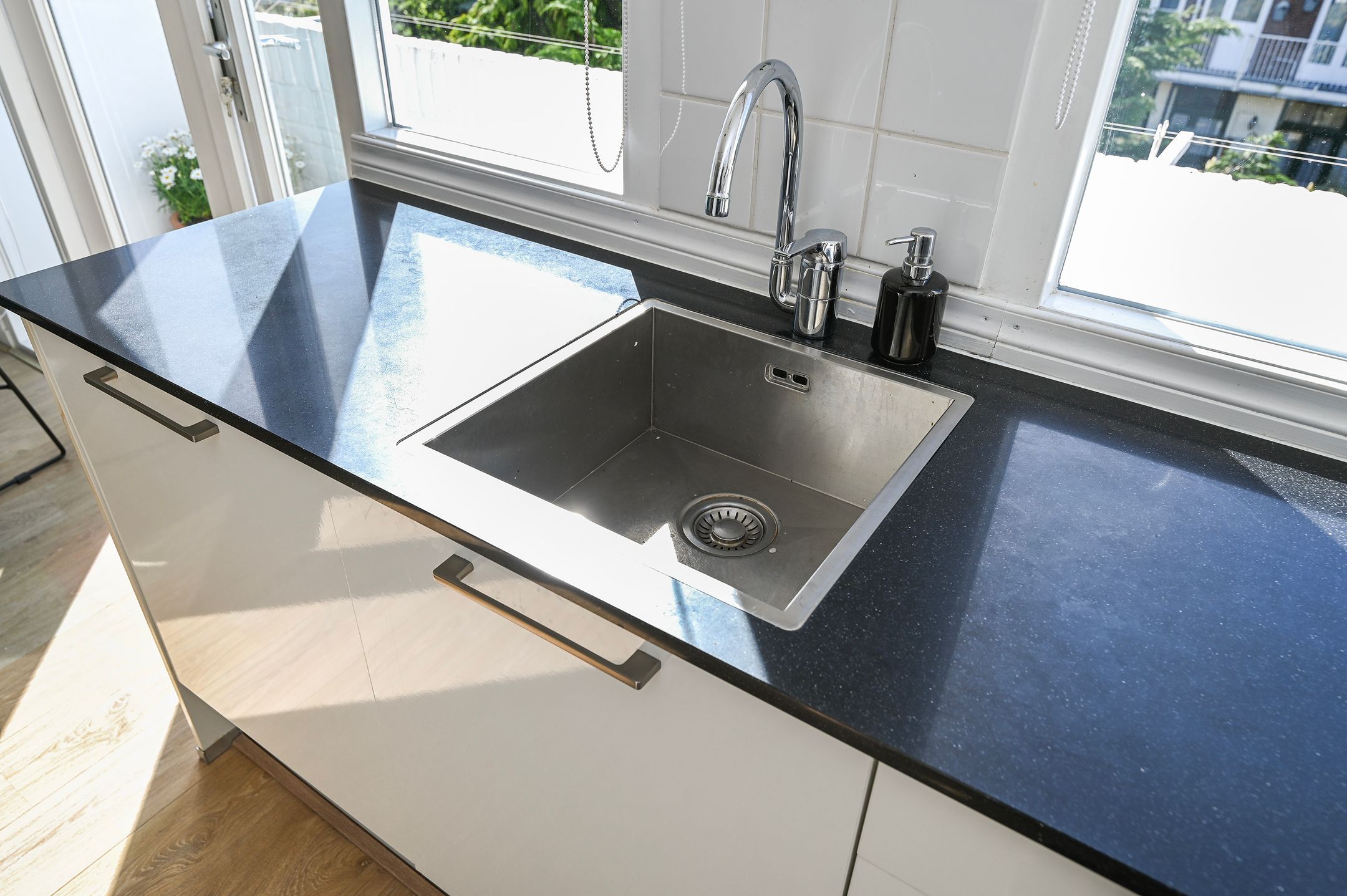 Foto 24 van van Gaesbekestraat 65