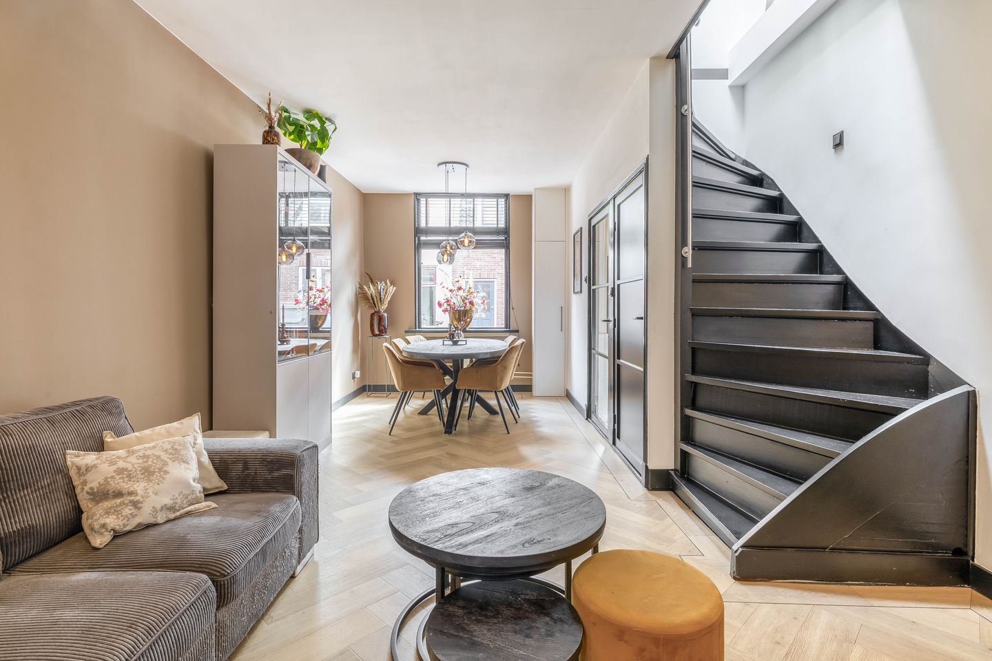 Photo 10 of Lange Weistraat 38