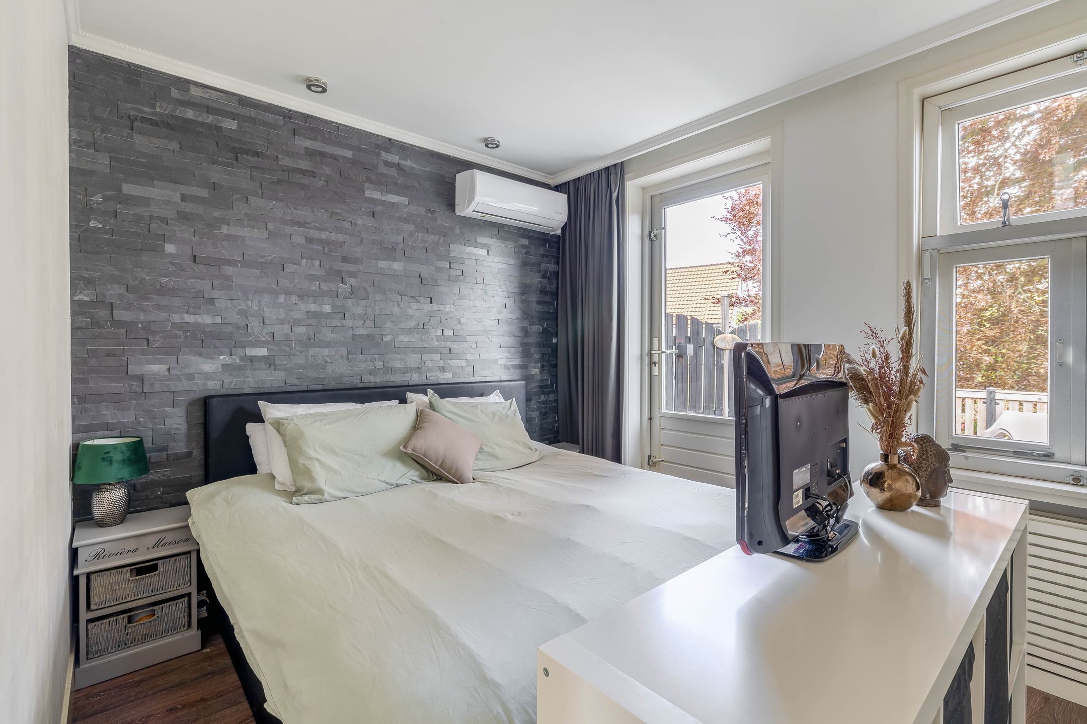 Photo 21 of Lange Weistraat 38