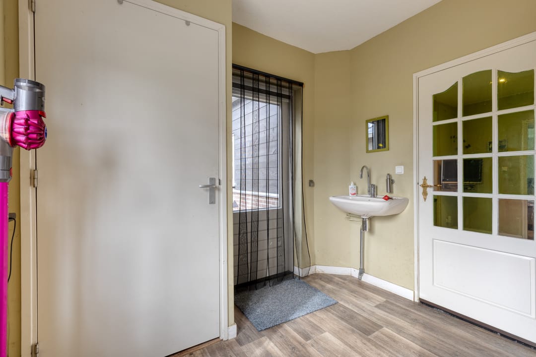 Photo 23 of Kinderstraatje 1