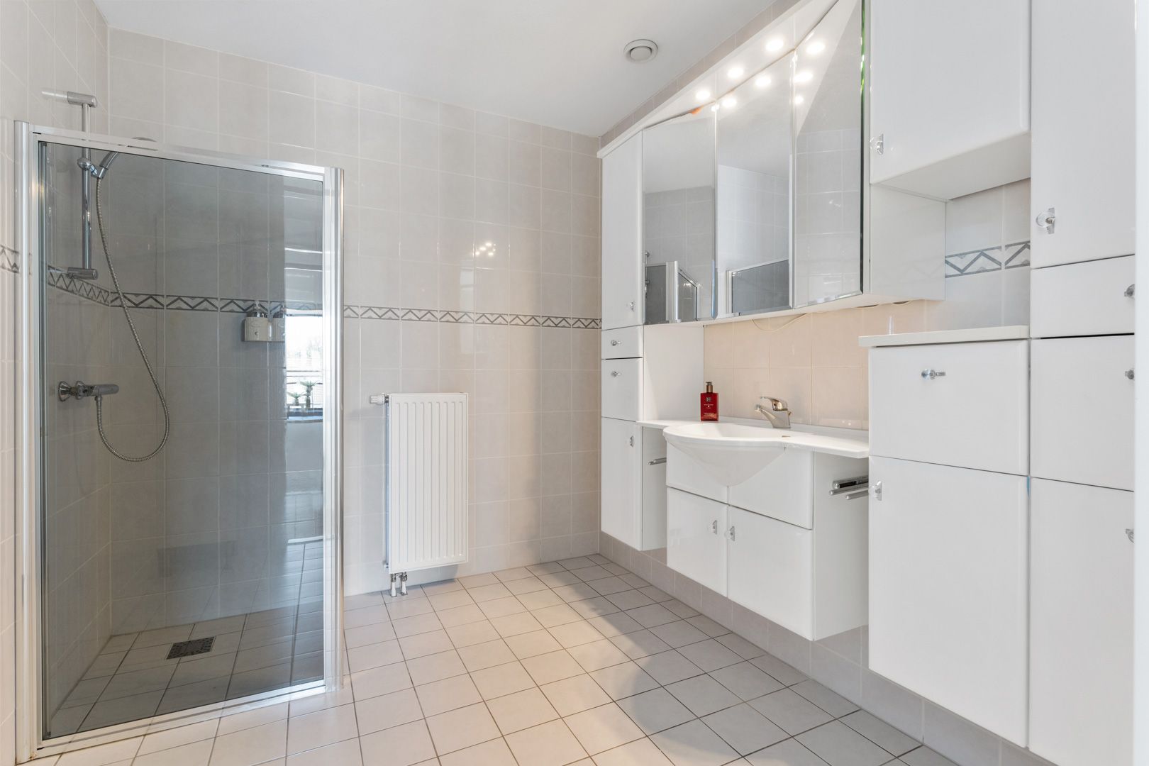 Photo 21 of Molenstreek 190-33