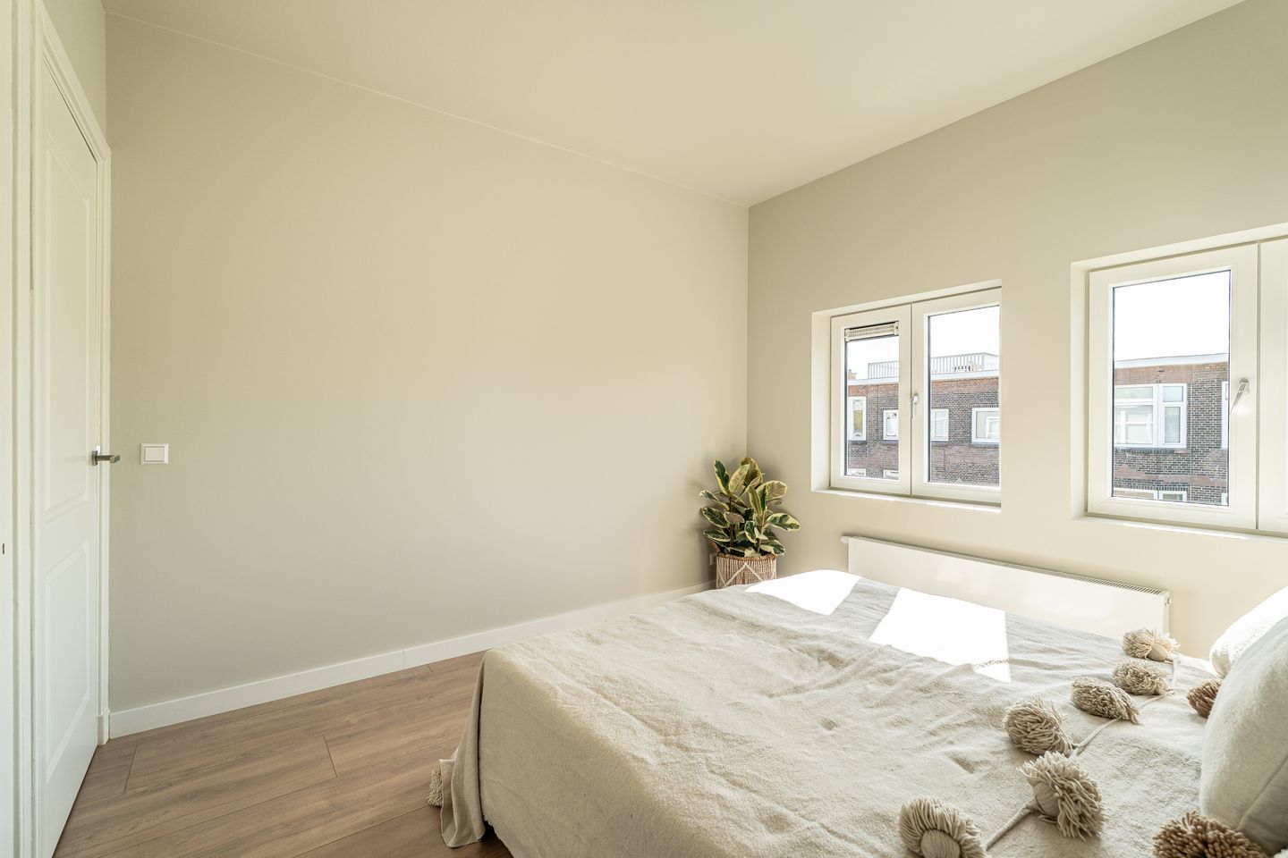 Foto 19 van van Naeltwijckstraat 7