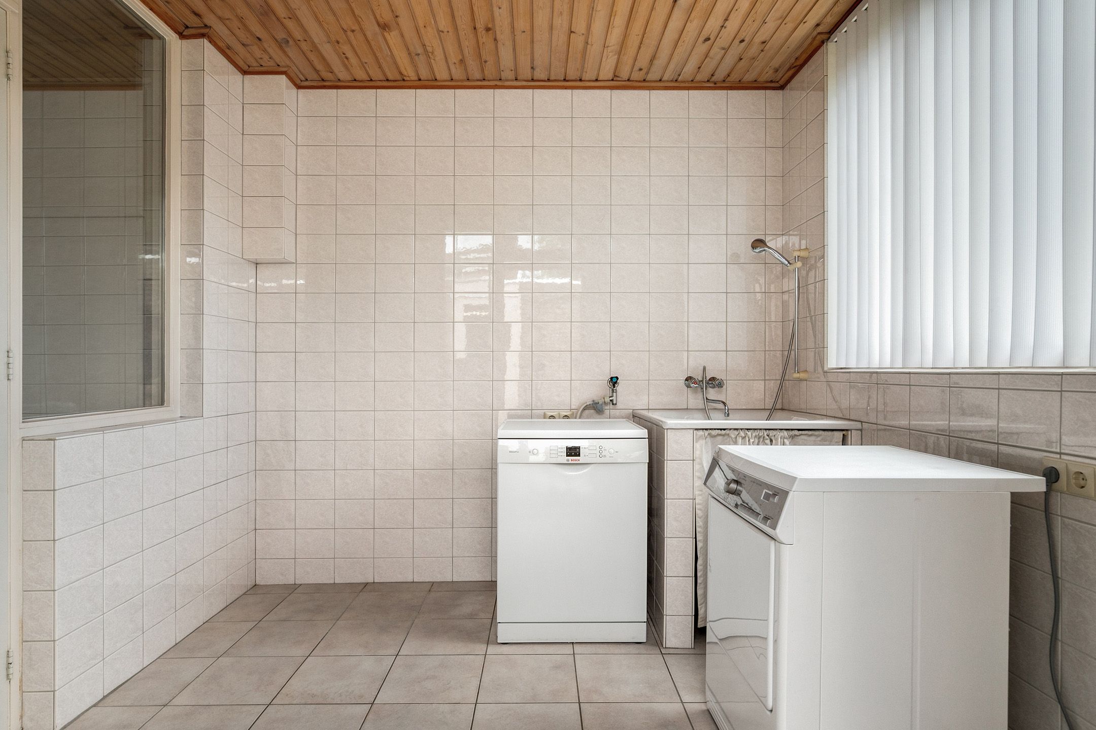 Photo 15 of Pater Dr. Loffeldstraat 26