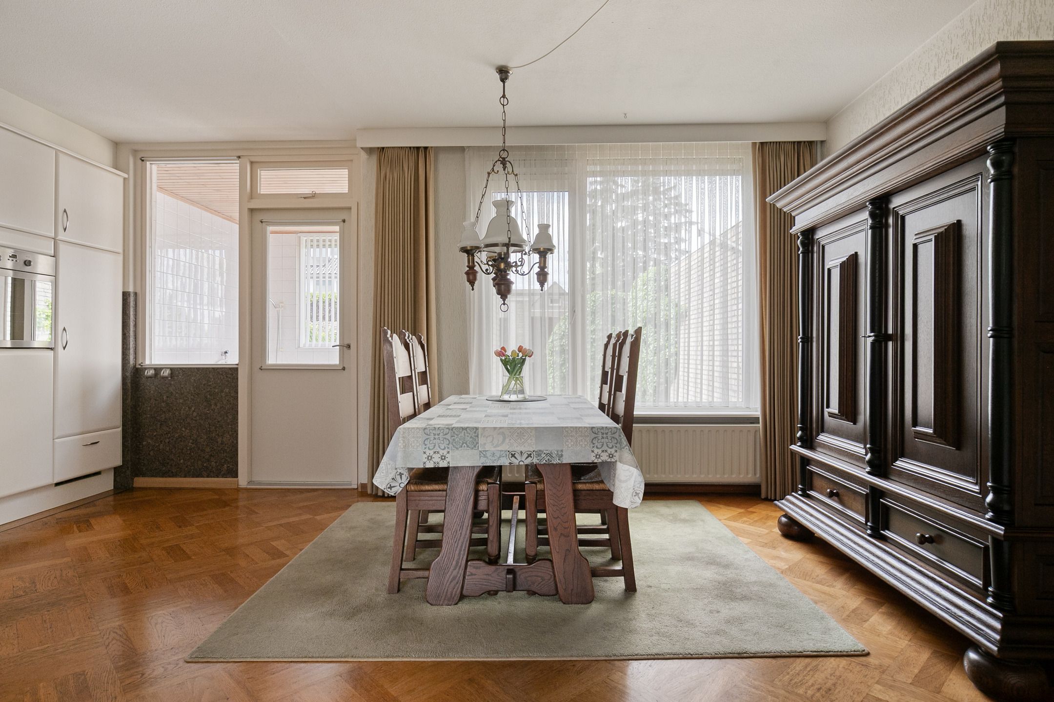 Photo 3 of Pater Dr. Loffeldstraat 26