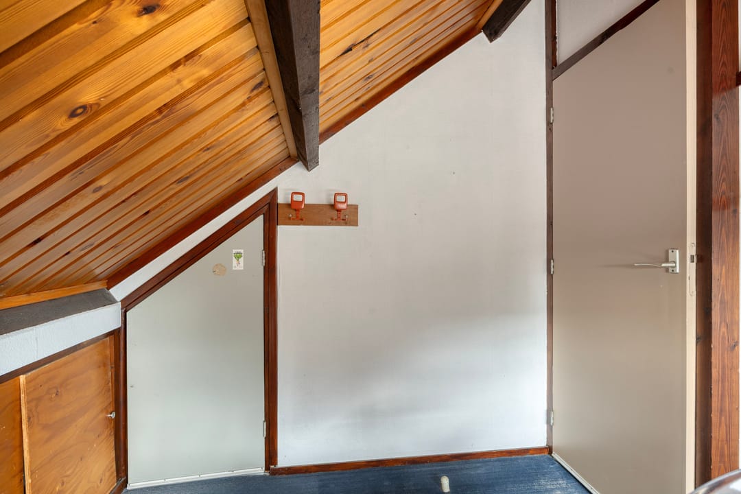 Spacious semi-detached house with garage and five bedrooms in Drunen Venne-Oost — 26