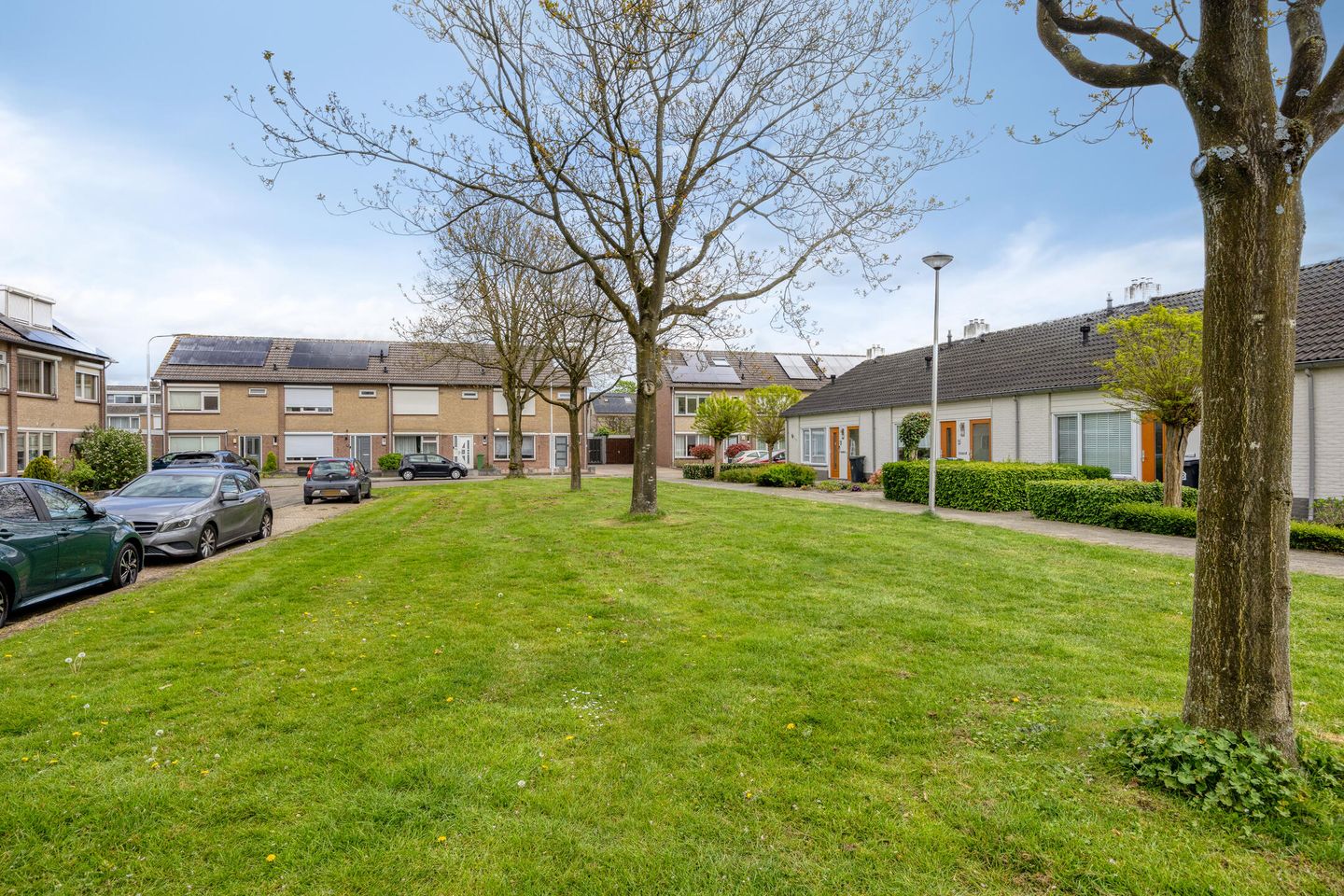 Spacious semi-detached house with garage and five bedrooms in Drunen Venne-Oost — 35