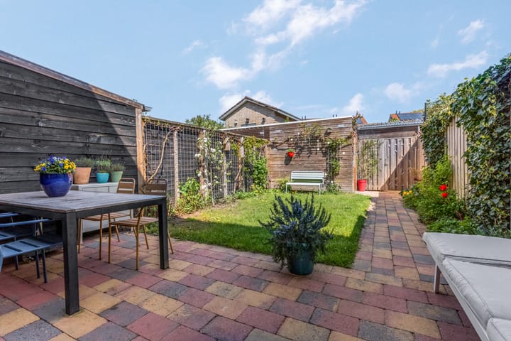 Foto 4 van Esdoornlaan 25