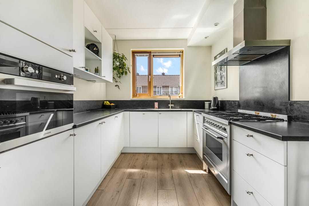 Foto 11 van Esdoornlaan 25