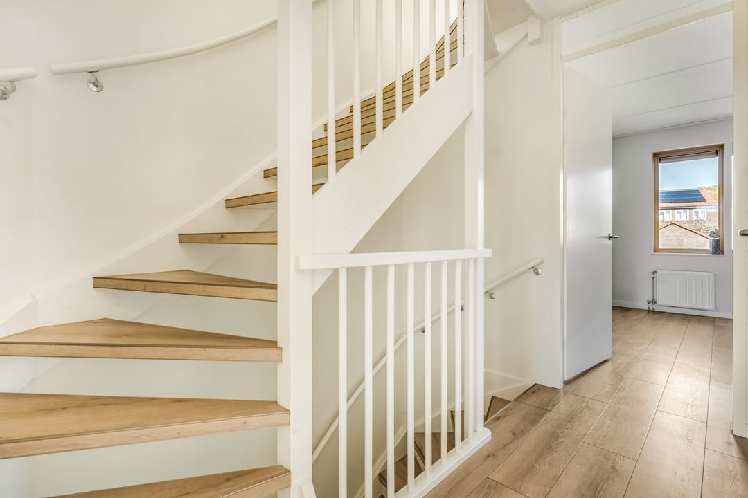 Foto 13 van Esdoornlaan 25