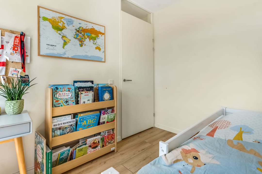 Foto 17 van Esdoornlaan 25