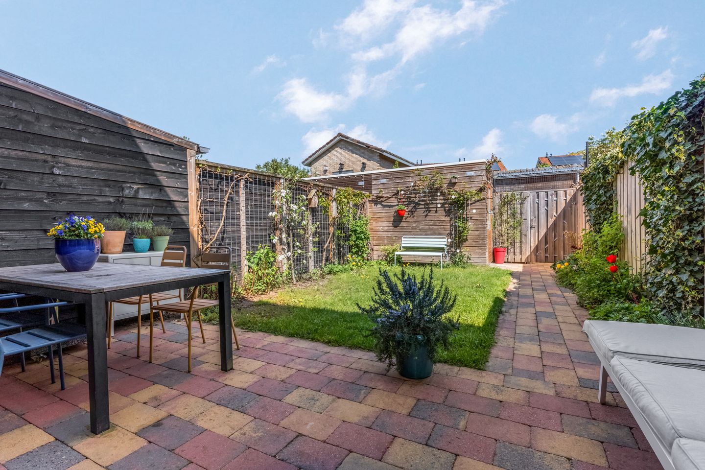 Foto 25 van Esdoornlaan 25