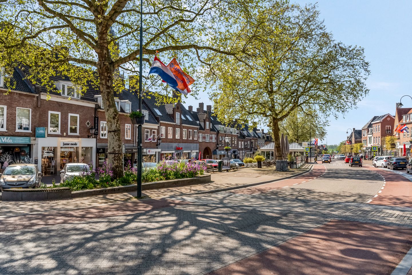 Foto 29 van Esdoornlaan 25