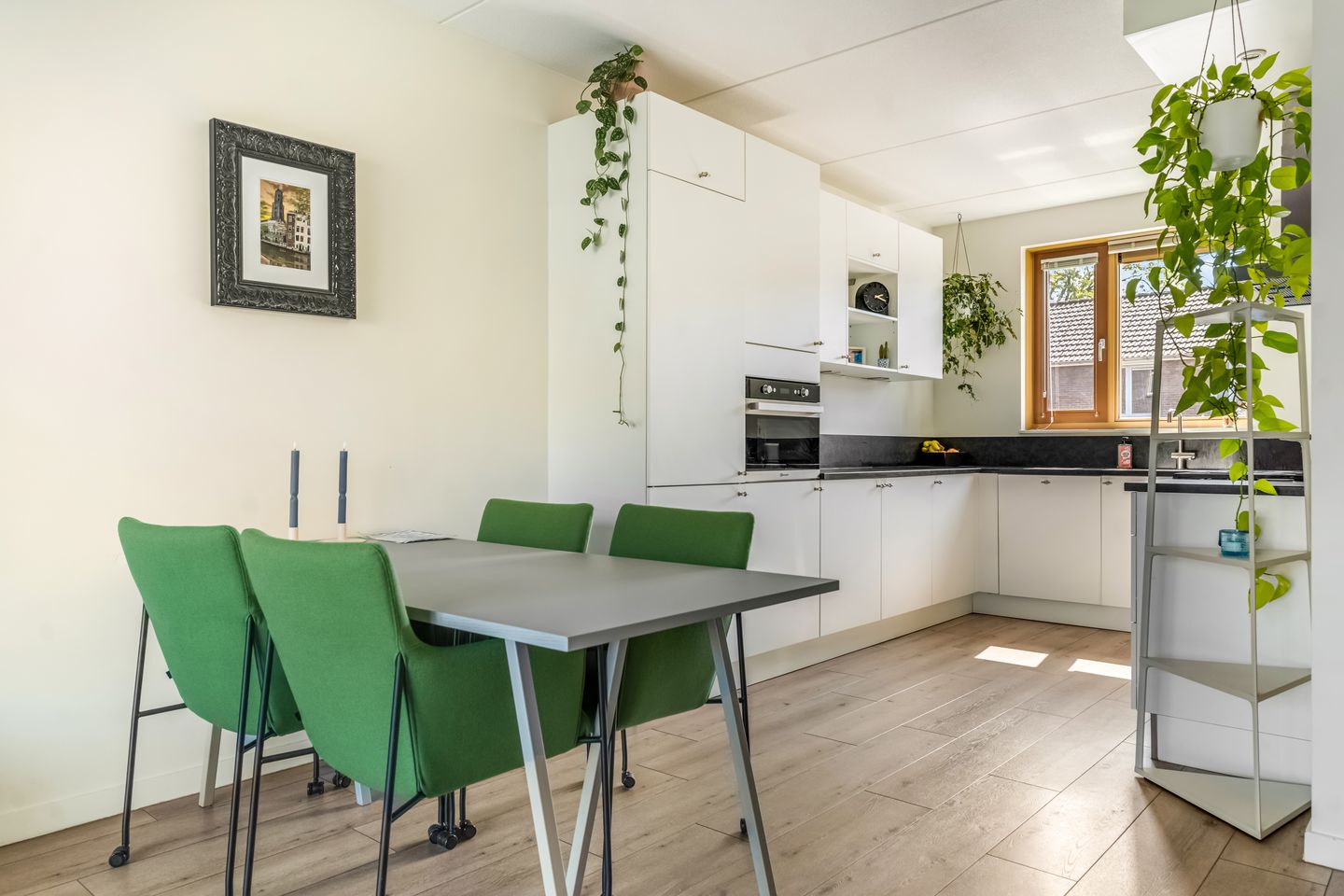 Foto 10 van Esdoornlaan 25