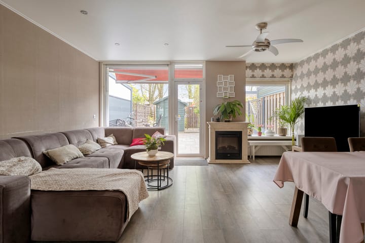 Foto 3 van Platostraat 8