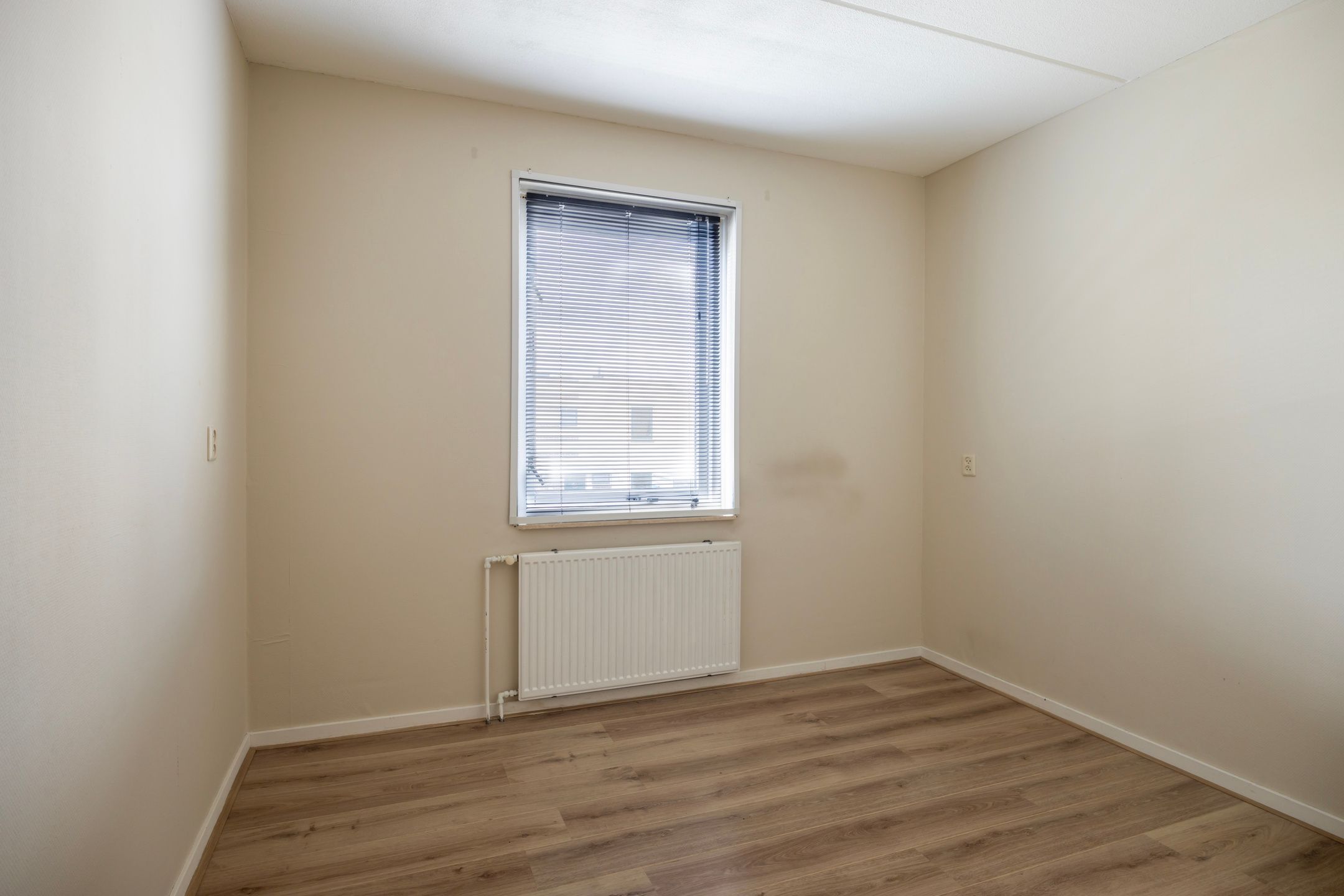 Photo 15 of Weverstraat 25