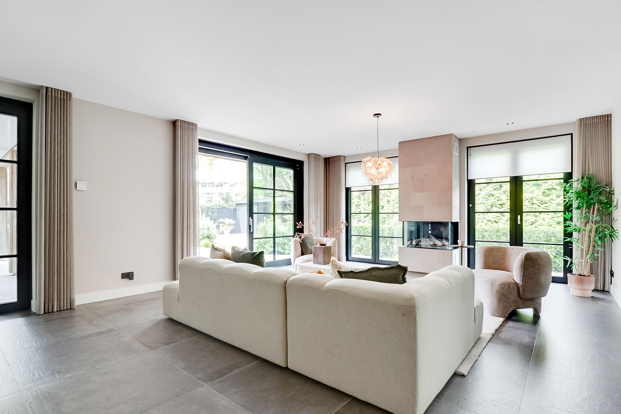 Photo 24 of Oudewegselaan 5