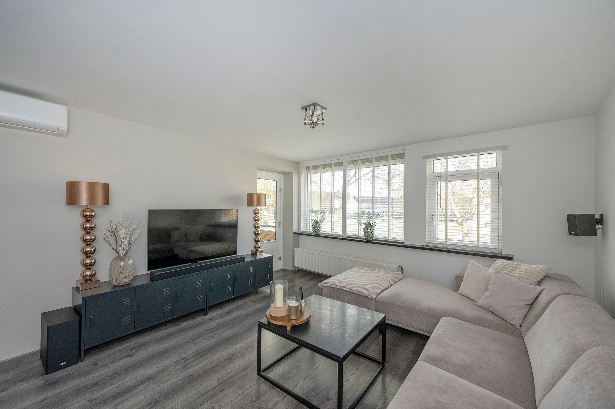 Foto 12 van Johannes Vermeerstraat 142