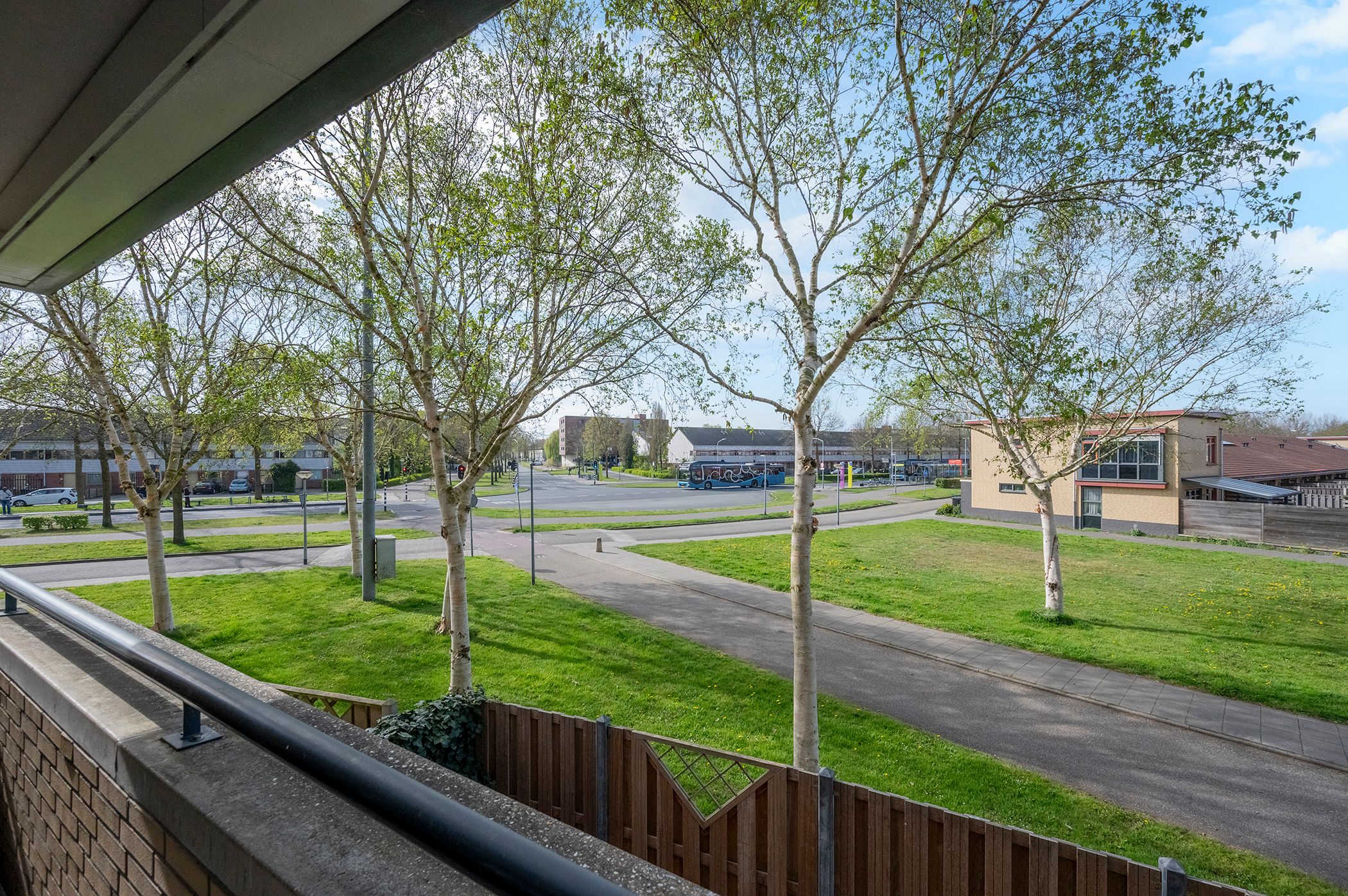 Foto 27 van Johannes Vermeerstraat 142