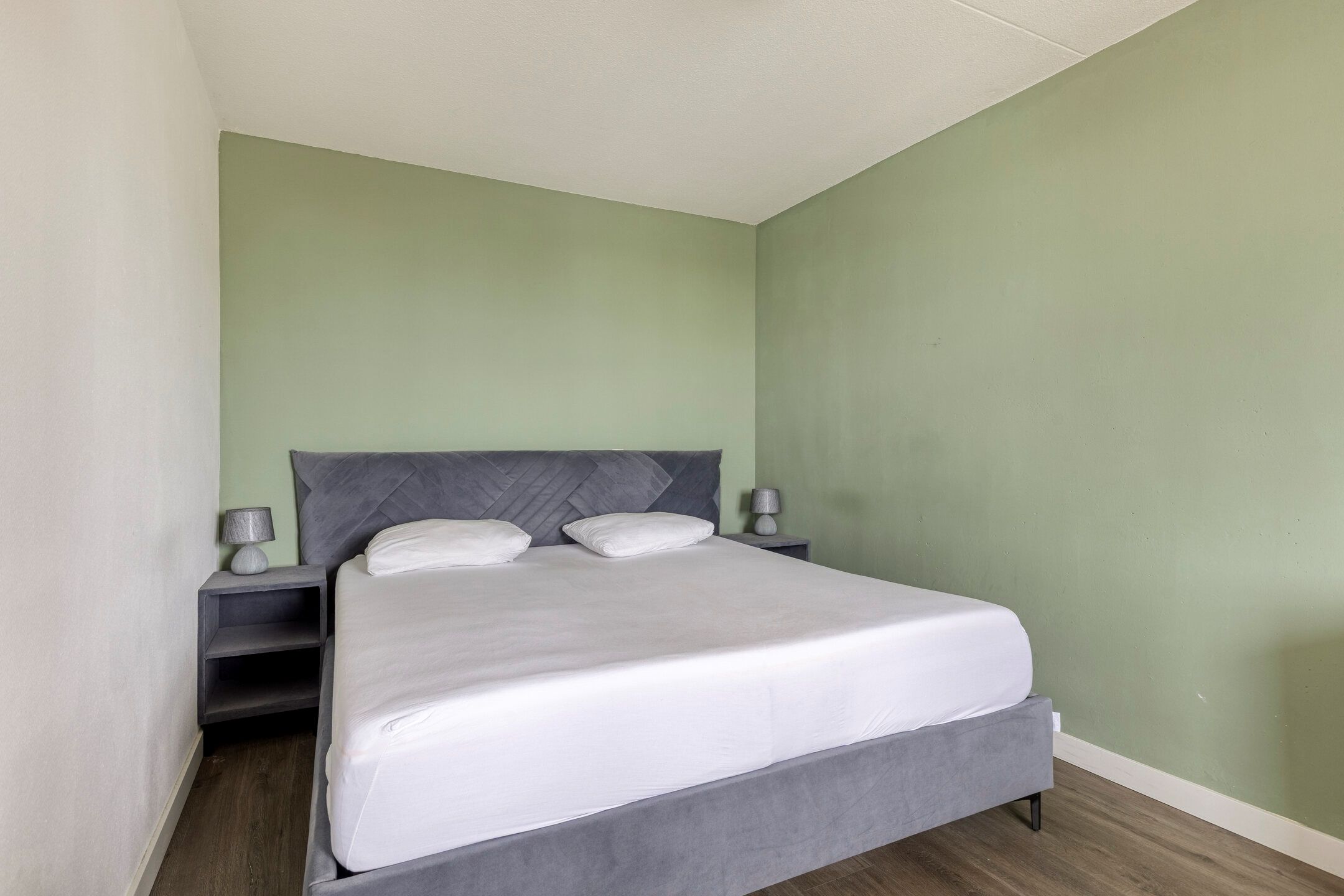 Photo 24 of Europalaan 14-B