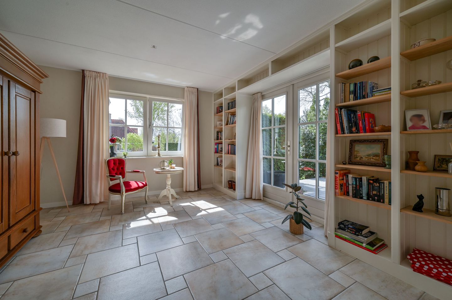 Foto 19 van Jupiterweg 1