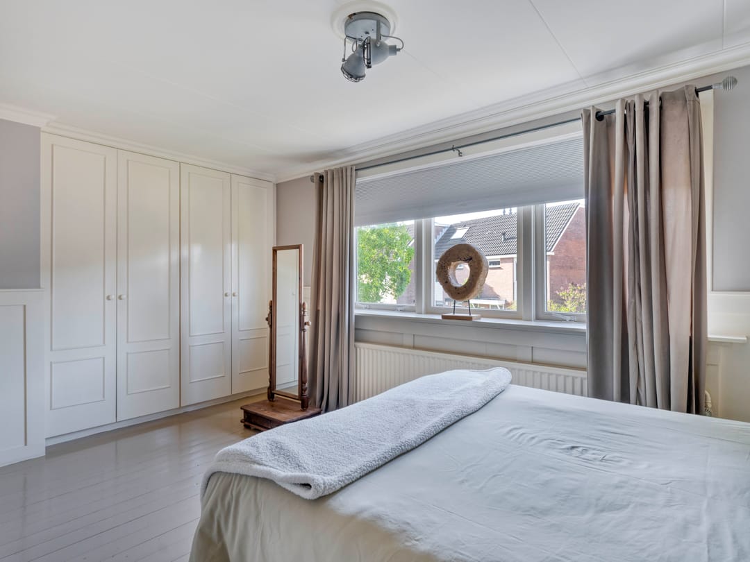 Foto 23 van Looijersdijk 14