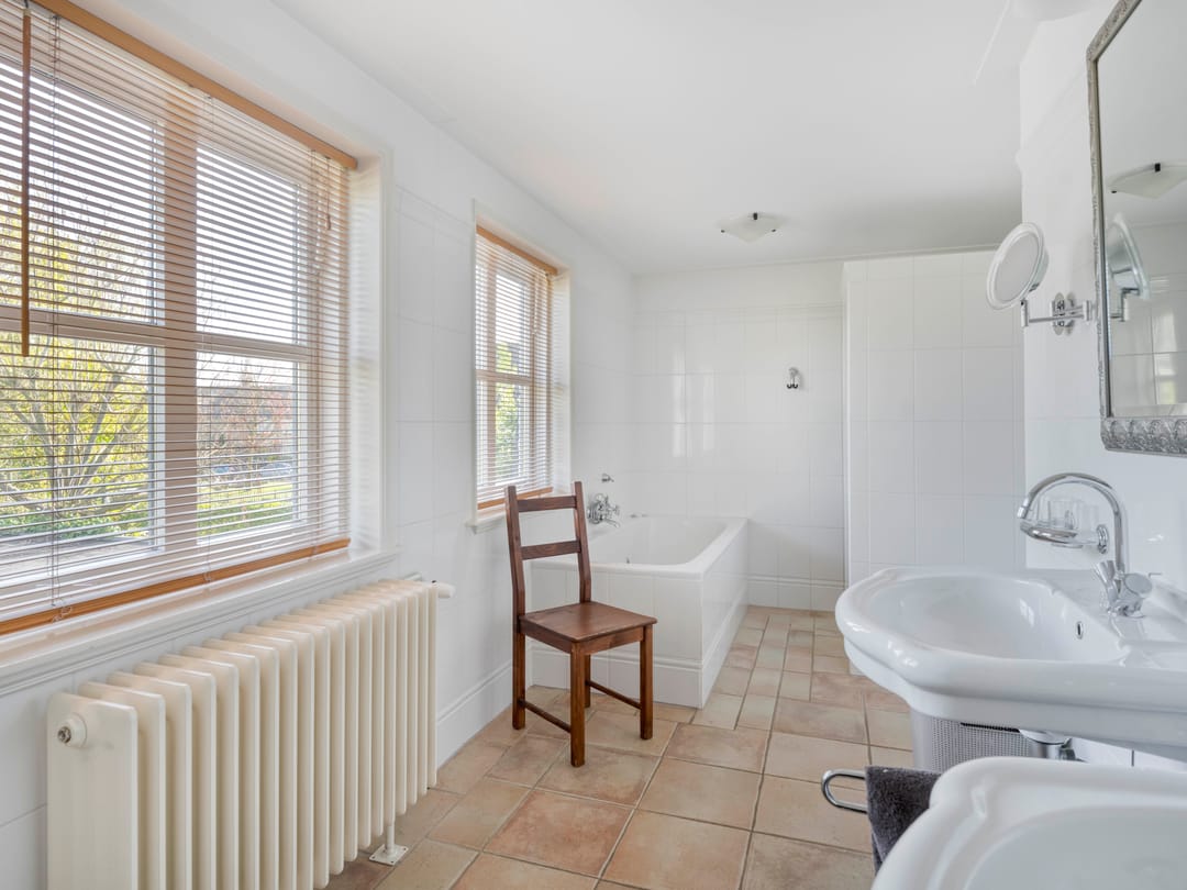 Foto 26 van Looijersdijk 14