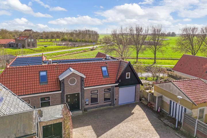 Vrijstaande woning te koop: Kleine Buren 26, Pingjum
