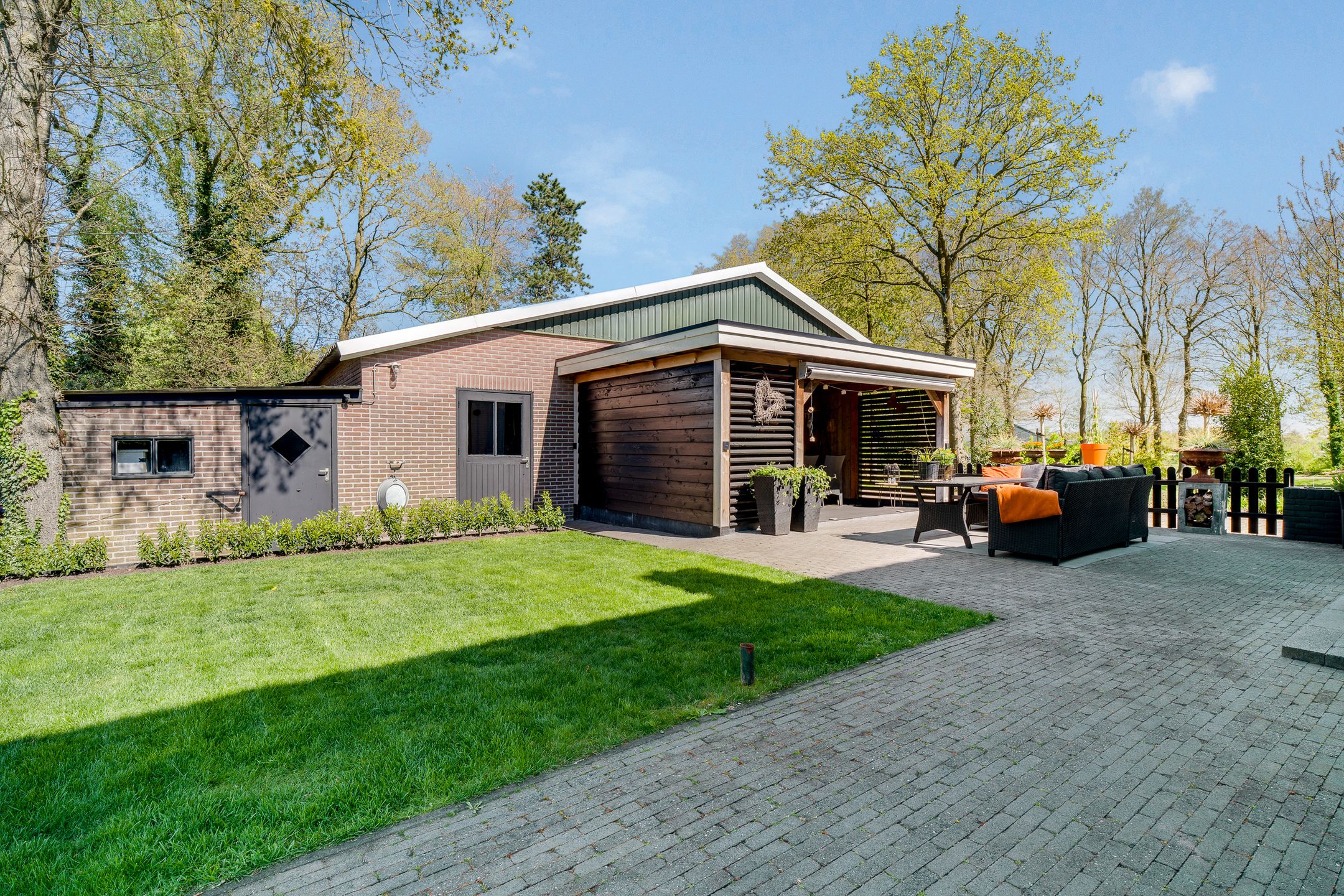 Foto 15 van Glinthaar 5