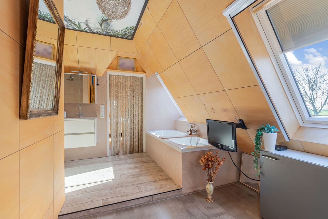 Luxury Village Villa with B&B and Scenic Views — 47