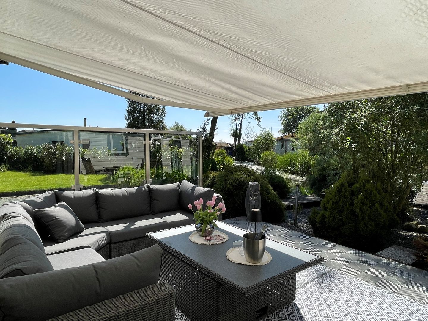 Foto 20 van Venelaan 7-9