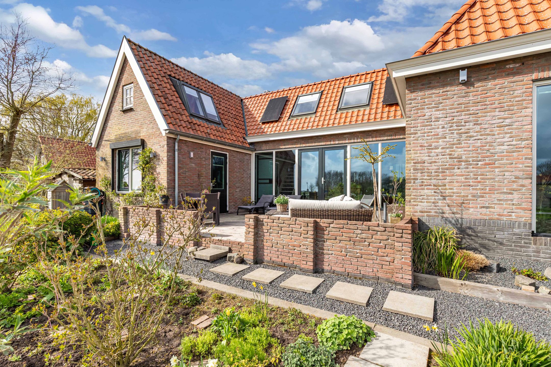Luxury Village Villa with B&B and Scenic Views — 63