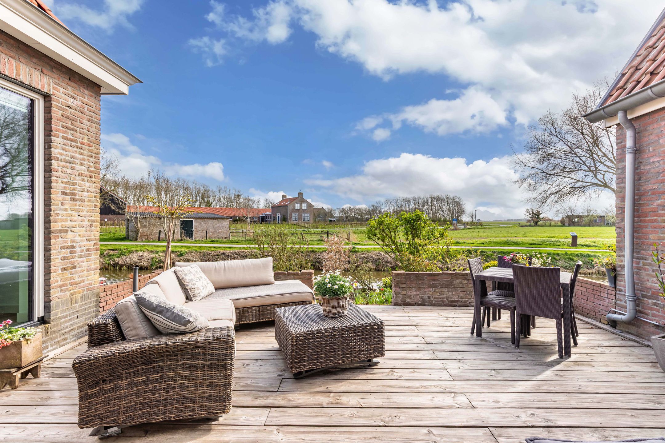 Luxury Village Villa with B&B and Scenic Views — 54
