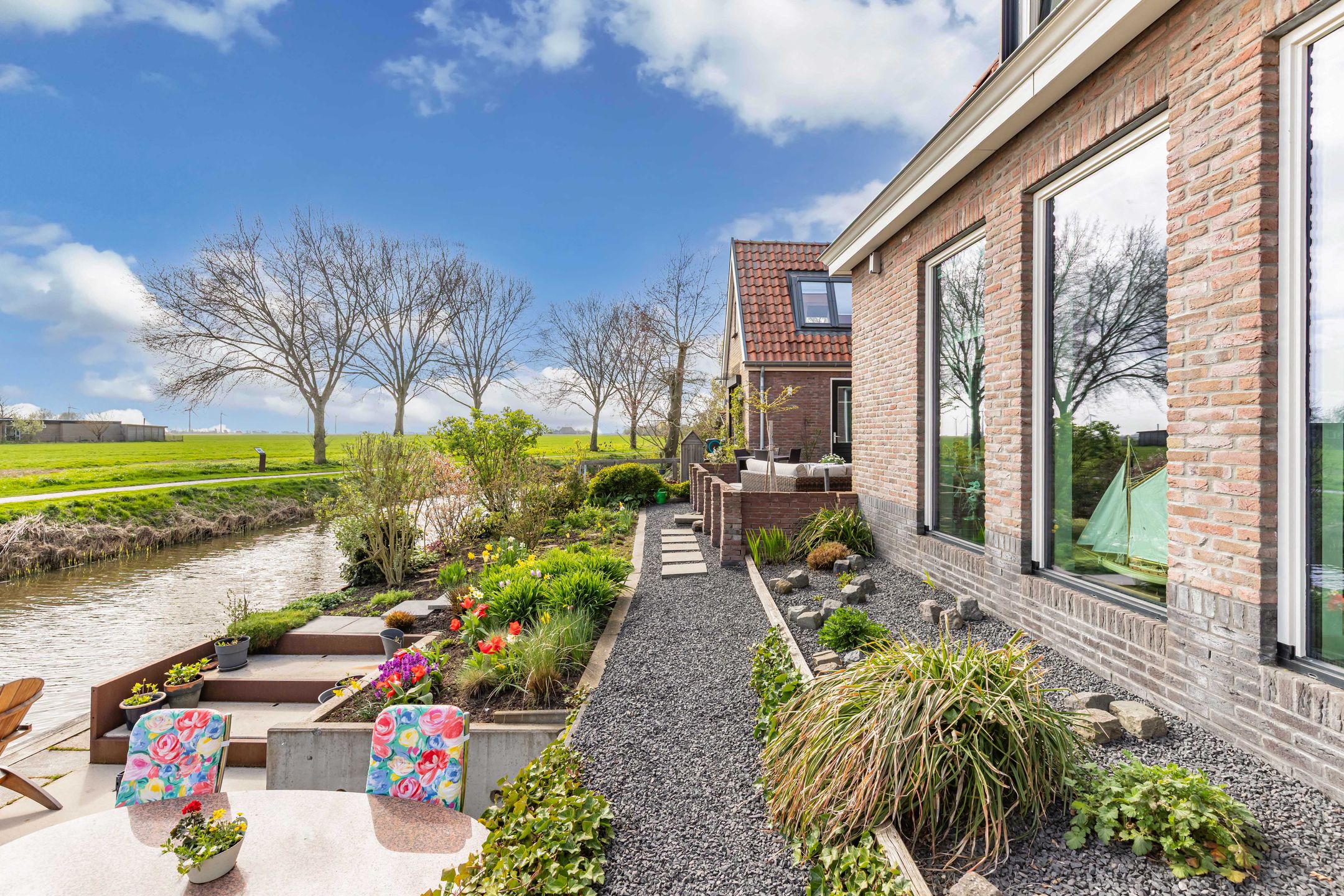 Luxury Village Villa with B&B and Scenic Views — 60