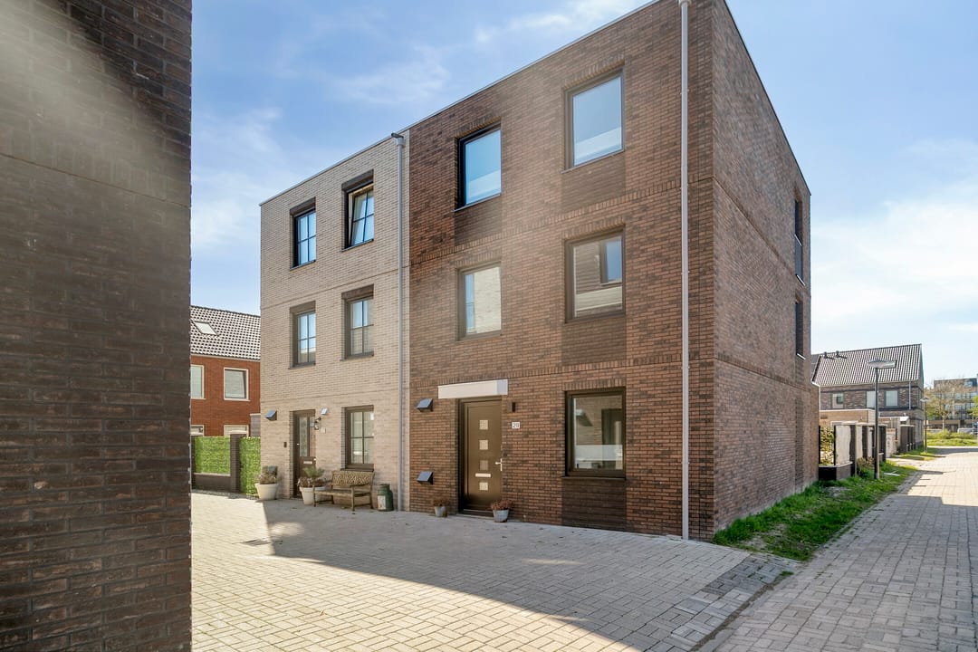 Foto 1 van Koningslinde 29