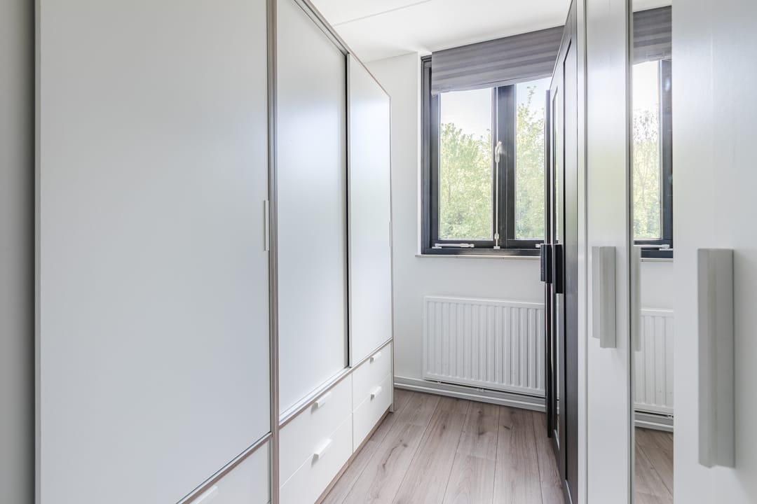 Photo 17 of Kardinaalsmuts 110