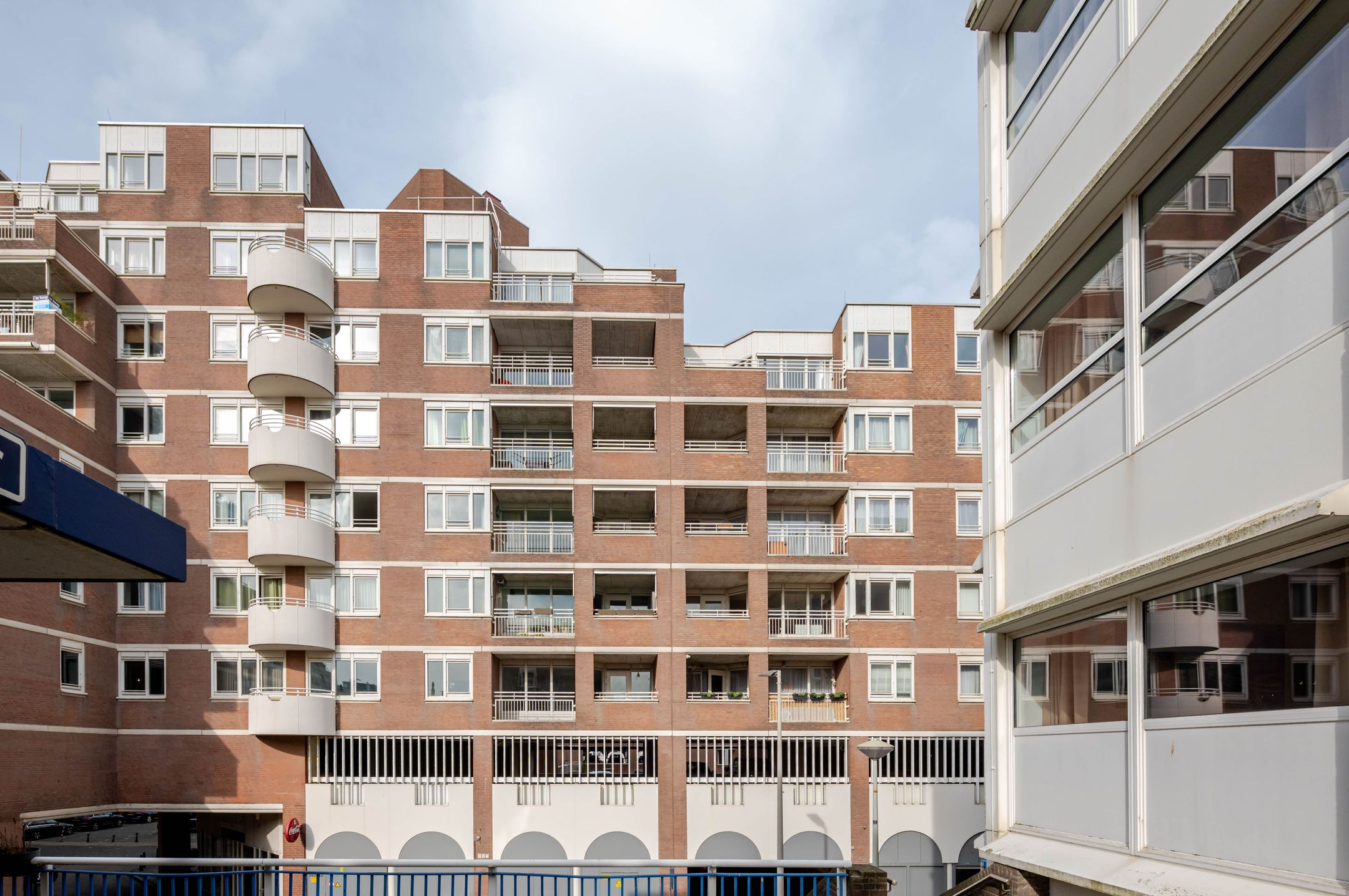 Foto 3 van Gevers Deynootplein 160