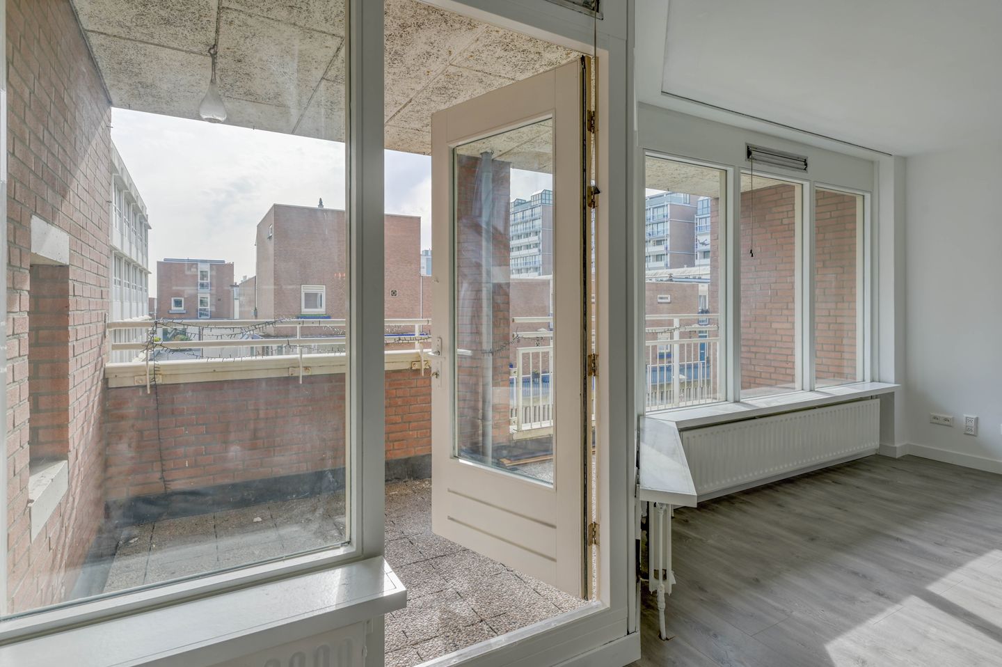 Foto 10 van Gevers Deynootplein 160