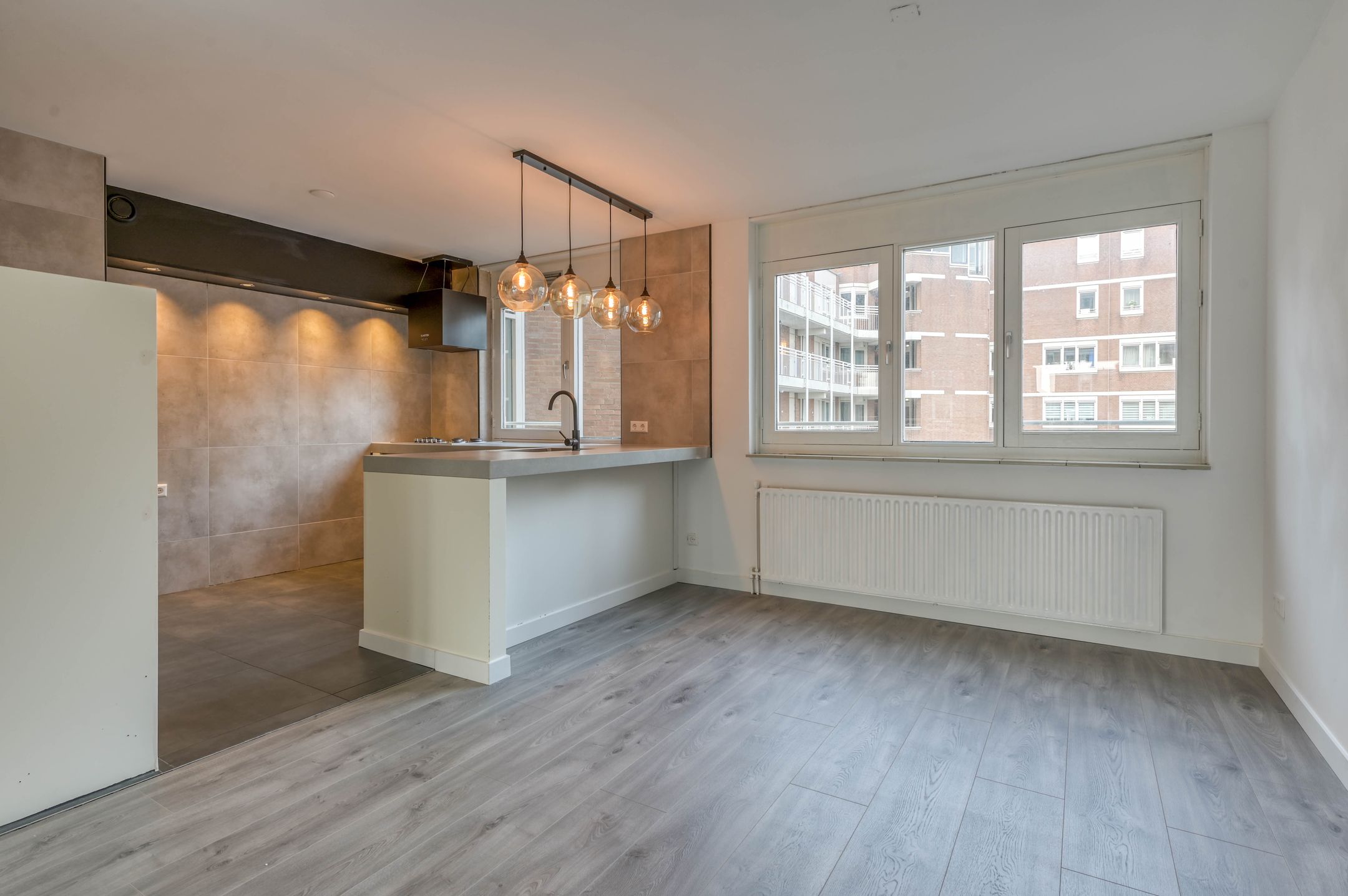 Foto 18 van Gevers Deynootplein 160