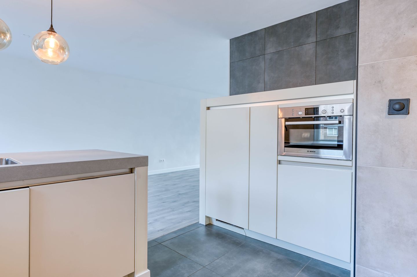 Foto 25 van Gevers Deynootplein 160