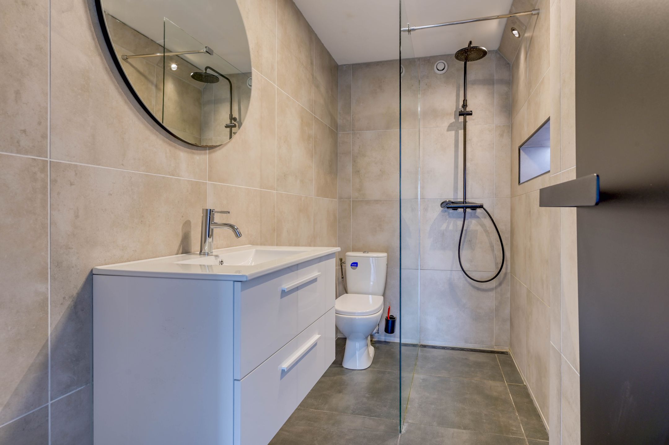 Foto 36 van Gevers Deynootplein 160