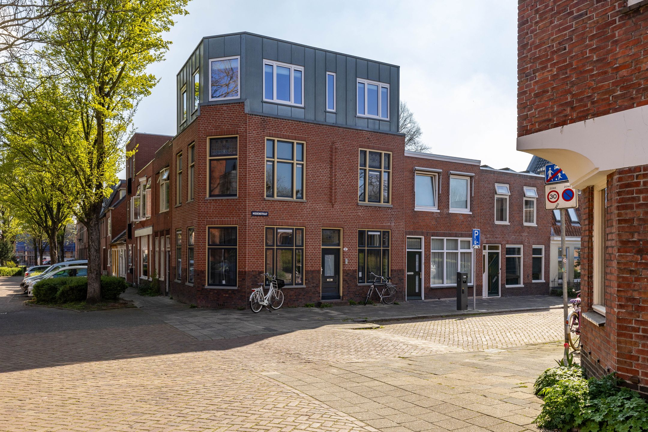 Middenstraat 2-B 2 b
