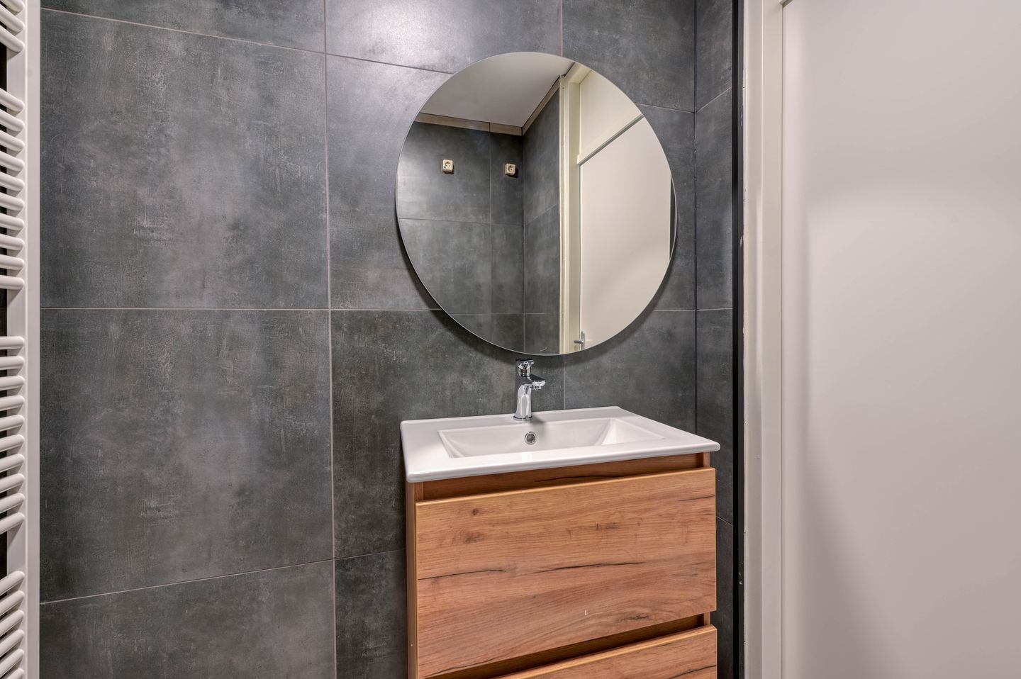 Foto 29 van Gevers Deynootplein 160