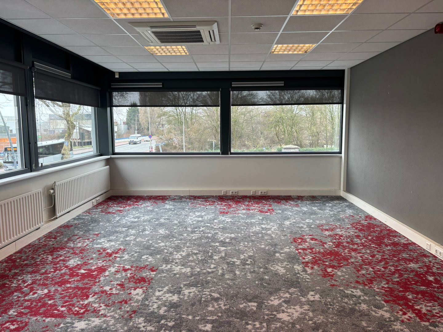 Bekijk foto 2 van Industrieweg 24