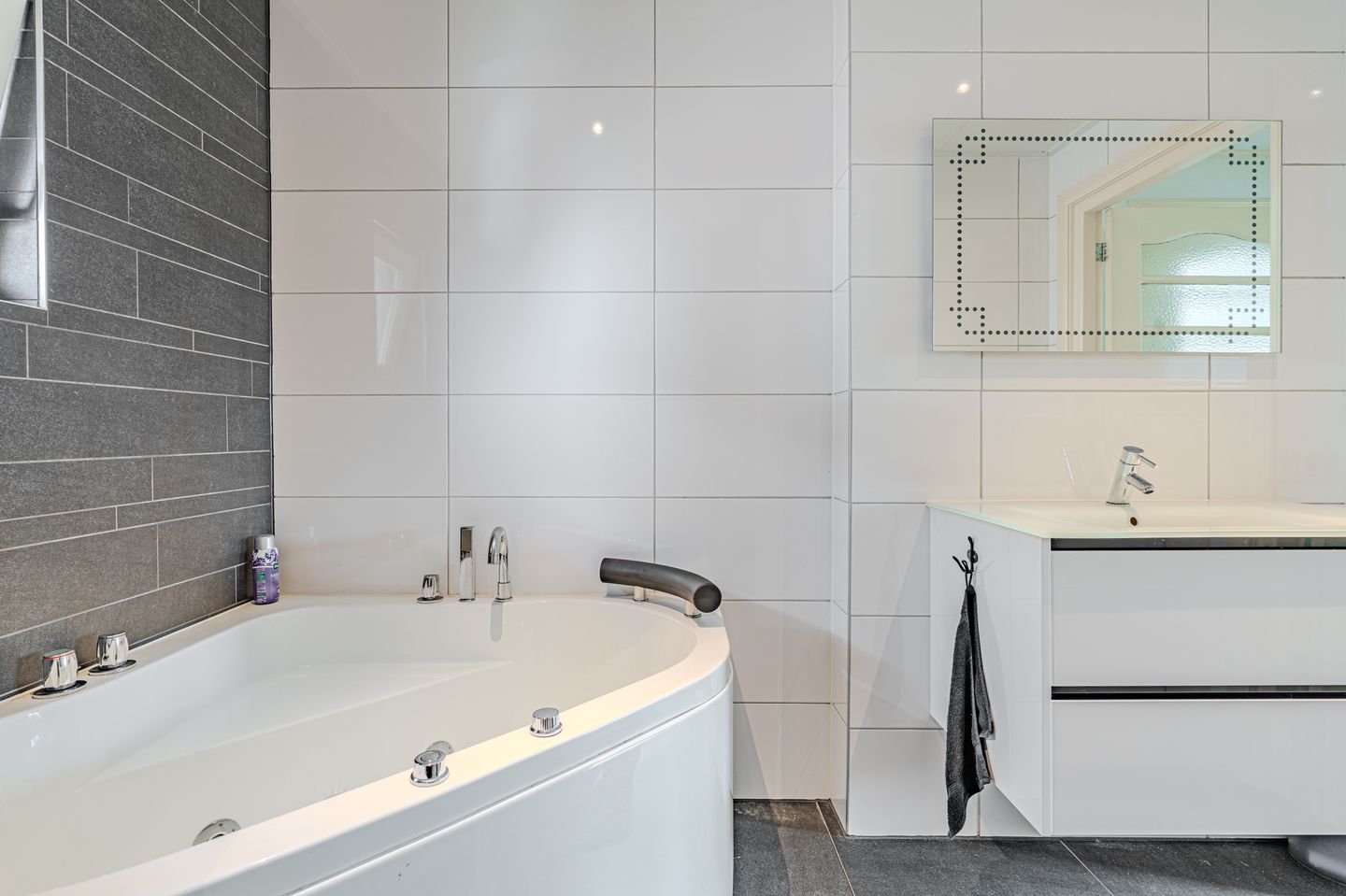 Foto 40 van Esbörgstraat 4