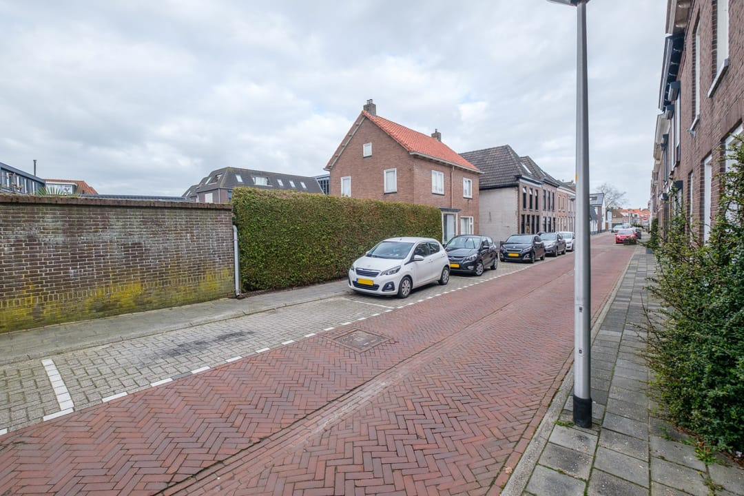 Foto 41 van Burg ten Veldestr 105