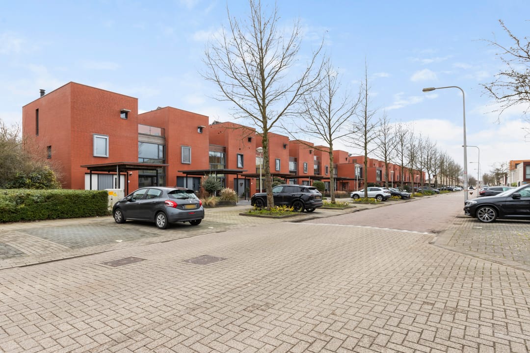 Foto 73 van Burg Van Heugtenlaan 55