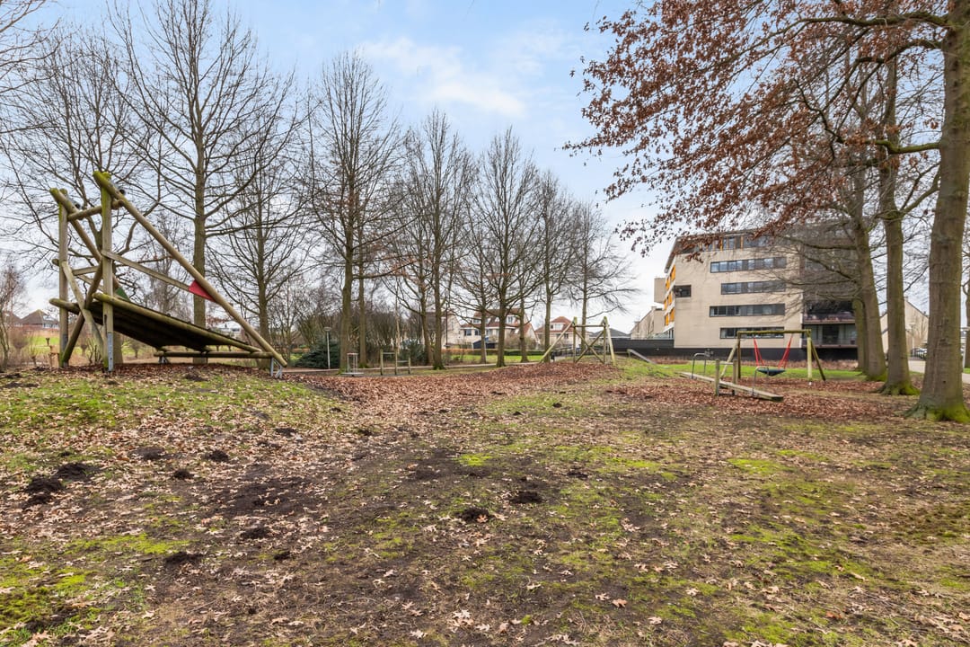 Foto 71 van Burg Van Heugtenlaan 55