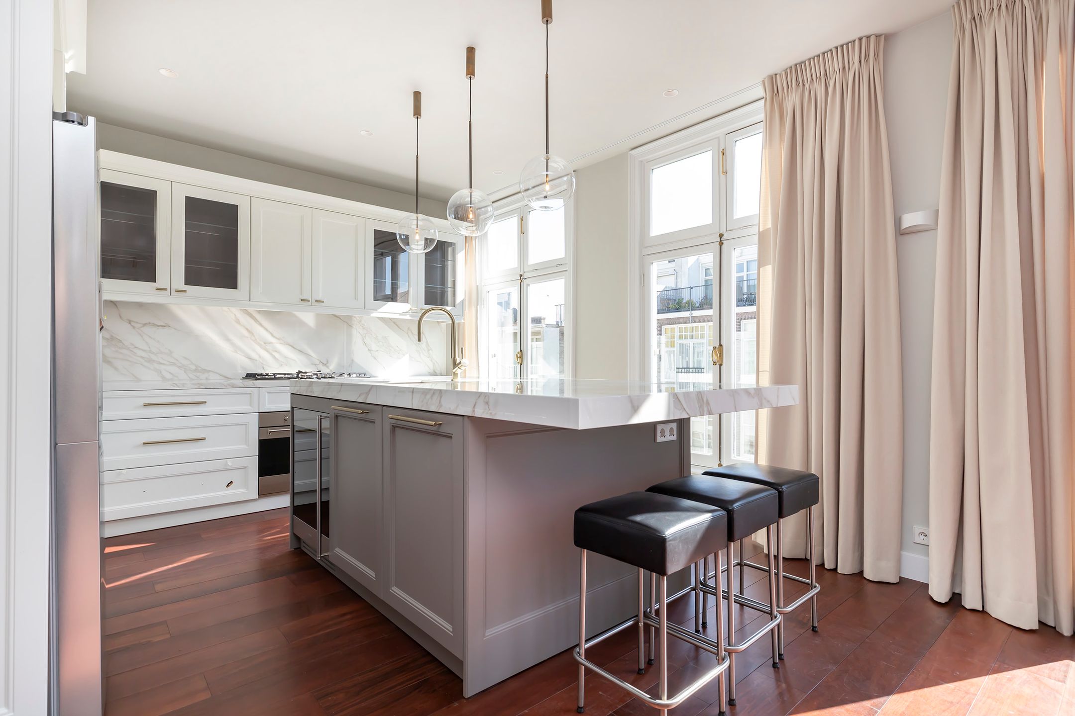 Photo 6 of Valeriusstraat 137-3