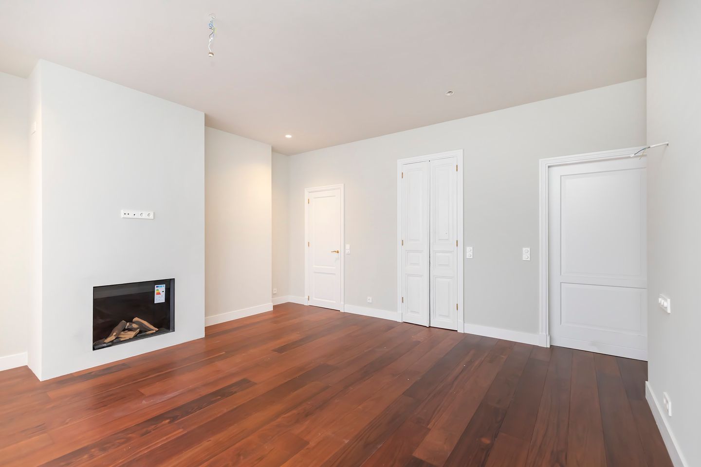 Photo 19 of Valeriusstraat 137-3